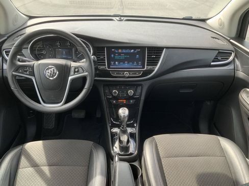 Used 2020 Buick Encore Preferred FWD image 40