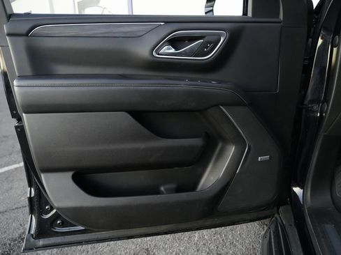 Used 2021 GMC Yukon XL SLT w/ SLT Luxury Plus Package image 27