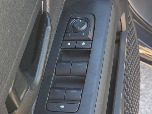 Used 2026 Toyota Tacoma SR5 RWD image 17