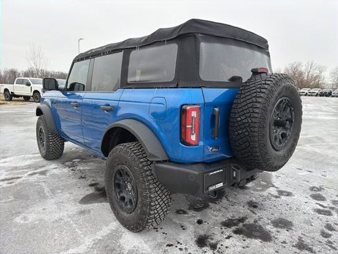 Used 2022 Ford Bronco Wildtrak image 12