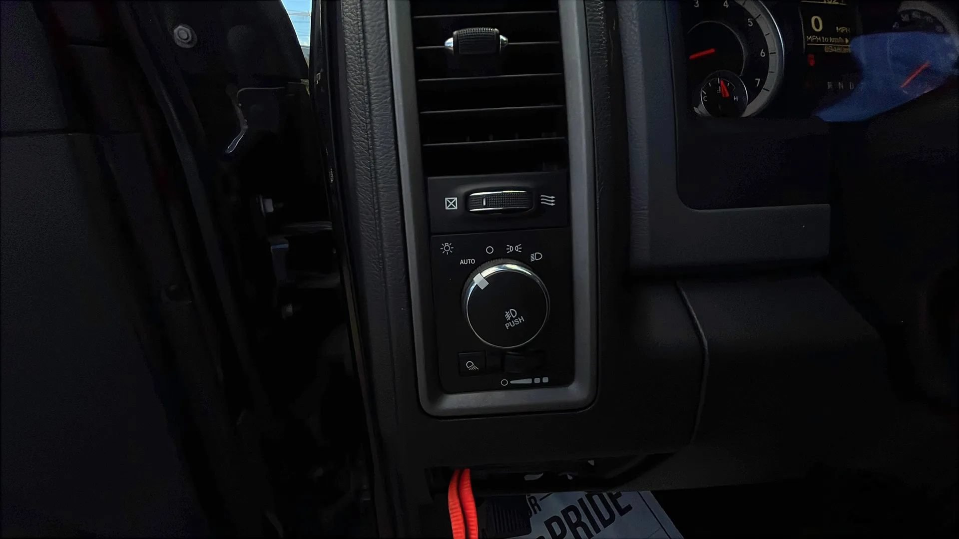Used 2016 RAM 1500 Express w/ Black Ram 1500 Express Group AWD/4WD image 18