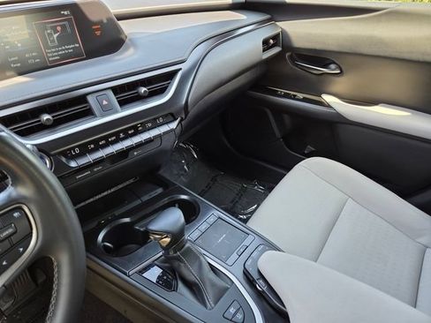 Used 2021 Lexus UX 250h w/ Accessory Package (Z1) AWD/4WD image 33