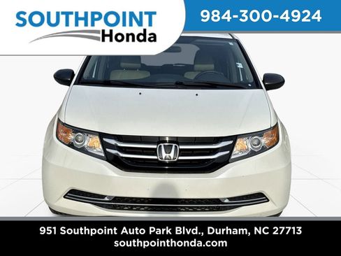 Used 2014 Honda Odyssey LX image 2
