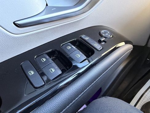 Used 2023 Hyundai Tucson Limited image 21