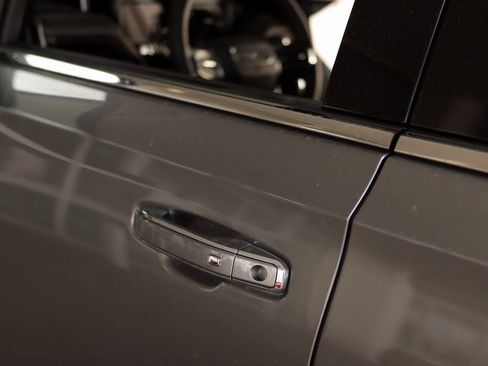 New 2026 GMC Yukon XL Elevation image 43