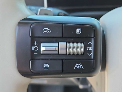 Used 2024 Hyundai Santa Fe SEL image 23