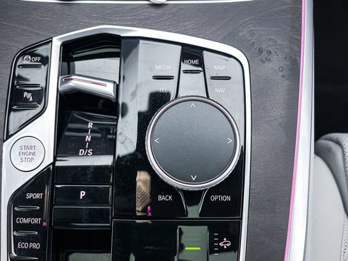 Used 2023 BMW X7 xDrive40i w/ M Sport Package image 40