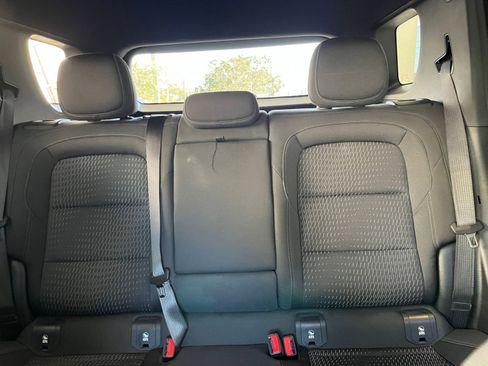 Used 2025 Chevrolet Equinox LT image 38