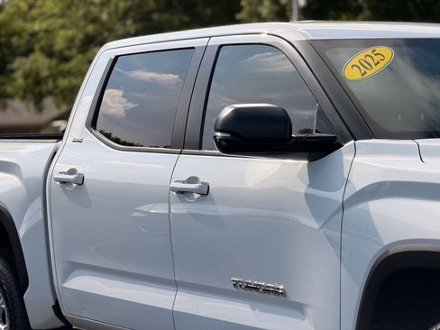Used 2025 Toyota Tundra SR5 w/ SR5 Premium Package AWD/4WD image 7