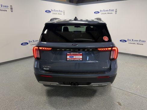 New 2026 Ford Explorer Active w/ Active Comfort Package image 5