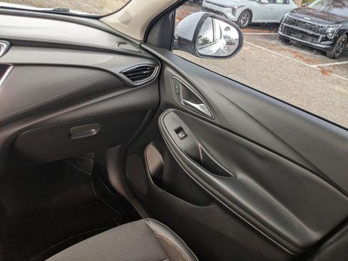 Used 2021 Buick Encore GX Select image 14