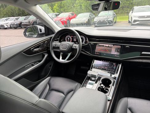 Used 2022 Audi Q8 Prestige AWD/4WD image 57