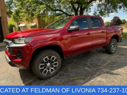Used 2023 Chevrolet Colorado LT w/ LT Convenience Package II AWD/4WD image 4