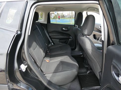 Used 2019 Jeep Compass Sport AWD/4WD image 27