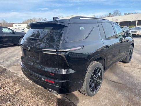 Used 2024 Chevrolet Traverse RS w/ LPO, Floor Liner Package image 5