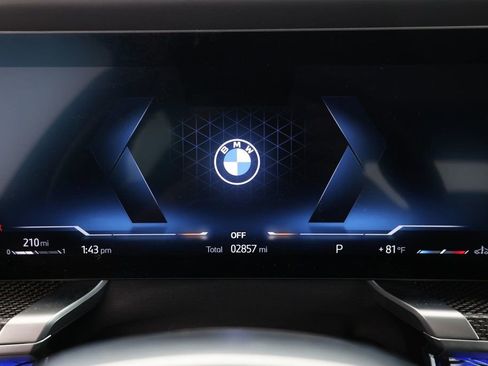 Used 2024 BMW 740i image 14