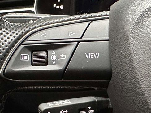 Used 2022 Audi SQ7 Premium Plus w/ SQ7 Black Optic Package image 27