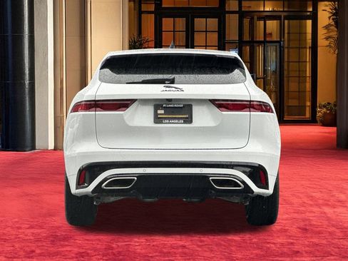 New 2025 Jaguar F-PACE R-Dynamic S image 10