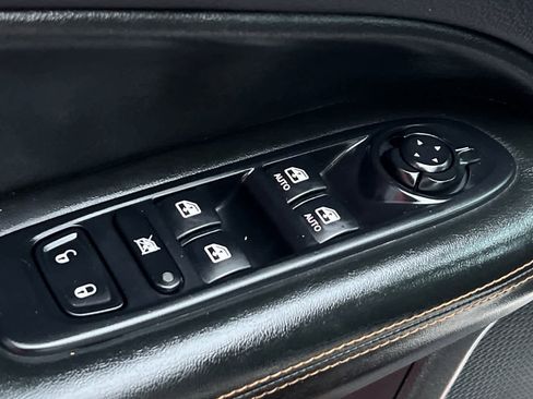 Used 2018 Jeep Compass Limited w/ Navigation Group image 14