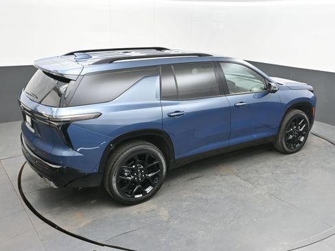 New 2026 Chevrolet Traverse RS w/ LPO, Floor Liner Package FWD image 34