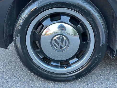 Used 2016 Volkswagen Beetle 1.8T Classic image 25