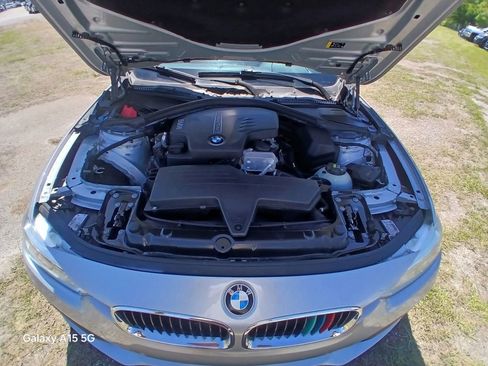 Used 2018 BMW 320i Sedan RWD image 21