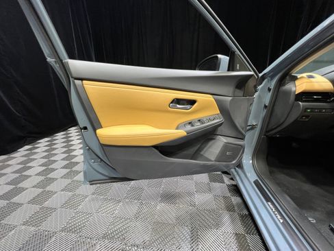 New 2025 Nissan Sentra SV w/ SV Premium Package image 13