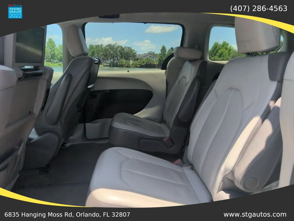 Used 2017 Chrysler Pacifica Touring-L Plus FWD image 14