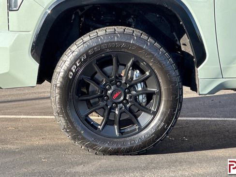 Used 2024 Toyota Tundra Platinum image 31