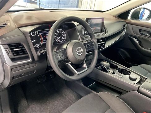 Used 2023 Nissan Rogue S AWD/4WD image 8