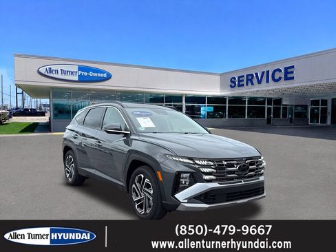 Used 2025 Hyundai Tucson Limited FWD image 1