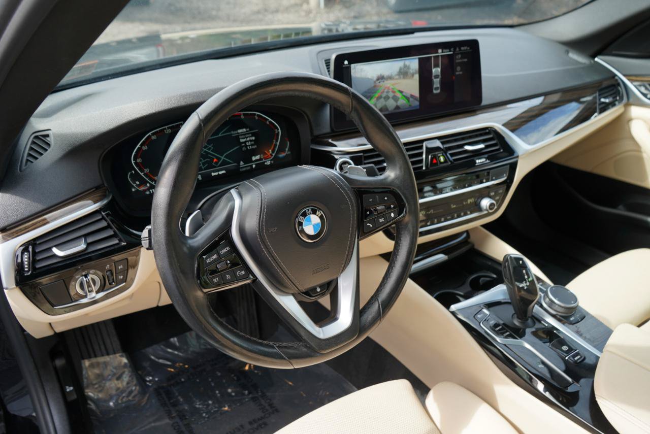 Used 2021 BMW 530i xDrive w/ Convenience Package AWD/4WD image 22