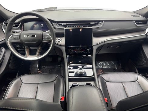 Used 2024 Jeep Grand Cherokee L Limited w/ Luxury Tech Group II image 56