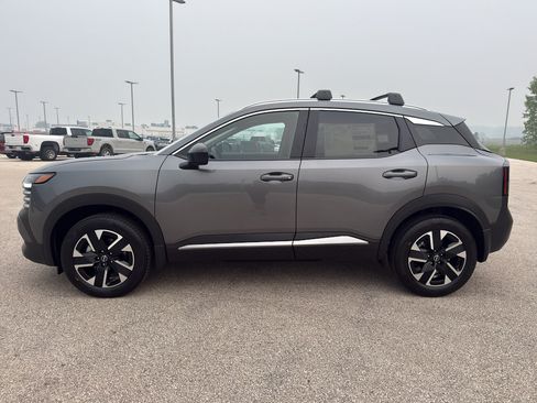 New 2026 Nissan Kicks SV w/ Cold Weather Package AWD/4WD image 6