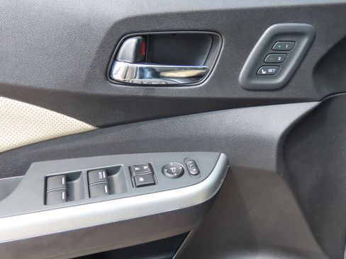 Used 2016 Honda CR-V Touring image 19