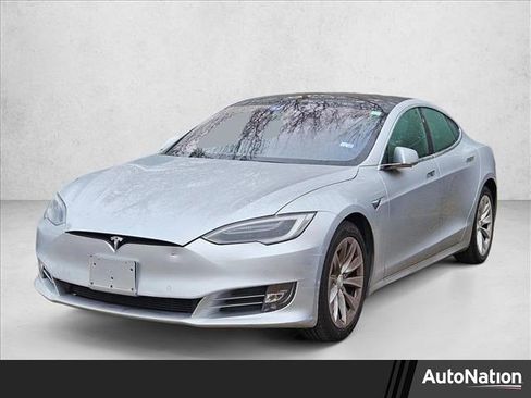 Used 2018 Tesla Model S 75D image 1