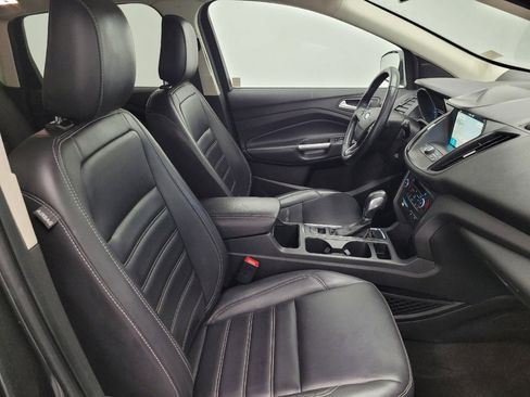 Used 2019 Ford Escape SEL image 21