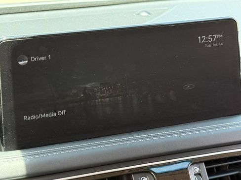 Used 2022 Genesis G70 3.3T RWD image 18
