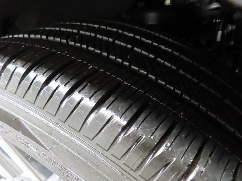 Used 2025 Ford Expedition Max Platinum w/ Platinum Ultimate Package image 7