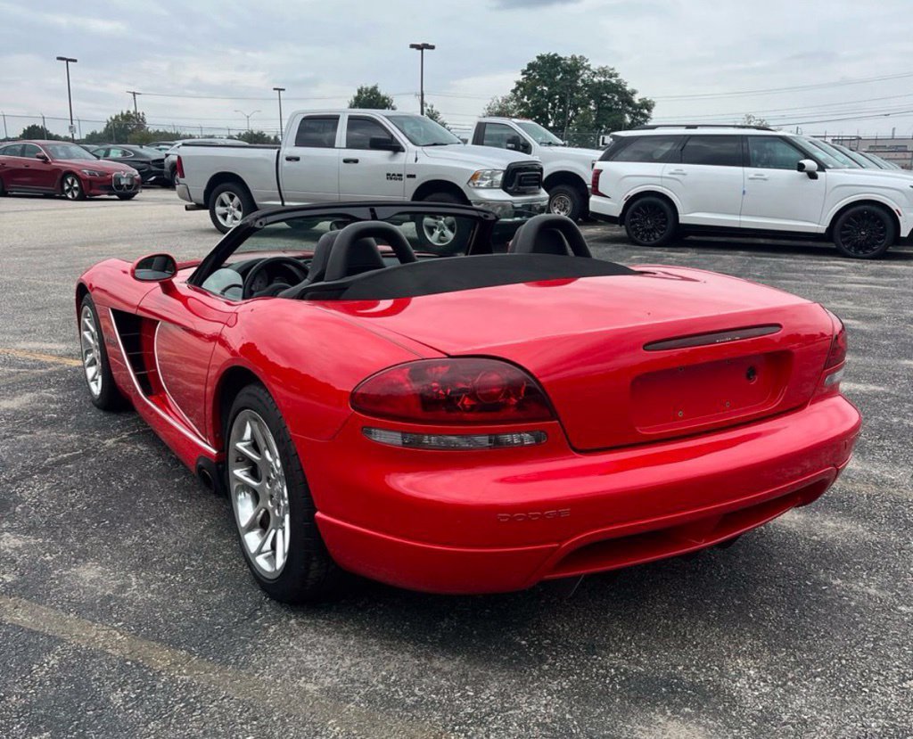 Used 2003 Dodge Viper SRT-10 RWD image 4