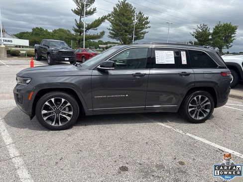 Used 2025 Jeep Grand Cherokee Overland w/ Adv Protech Group III AWD/4WD image 17