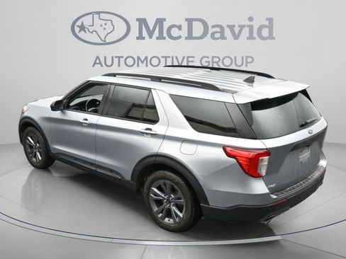 Used 2022 Ford Explorer XLT w/ Equipment Group 202A RWD image 36