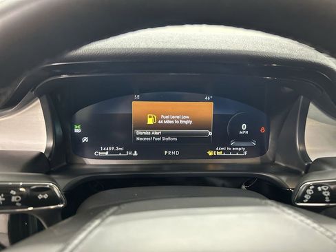 Used 2023 Lincoln Aviator AWD w/ Premium Package image 13