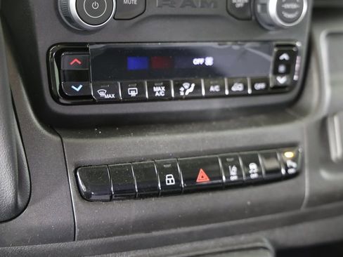 New 2026 RAM ProMaster 3500 w/ Quick Order Package 22G SLT image 16