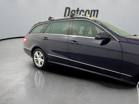 Used 2011 Mercedes-Benz E 350 4MATIC Wagon image 13