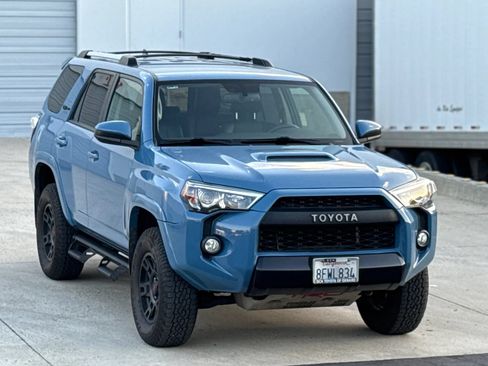 Used 2018 Toyota 4Runner TRD Pro AWD/4WD image 6