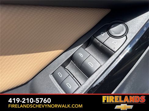 New 2025 Chevrolet Equinox ACTIV image 16