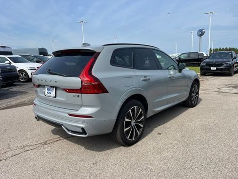 Used 2025 Volvo XC60 B5 Plus AWD/4WD image 4
