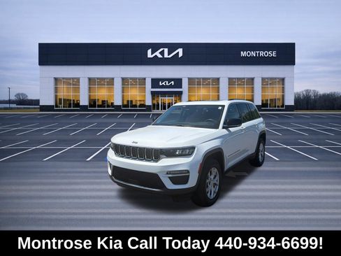 Used 2023 Jeep Grand Cherokee Limited AWD/4WD image 1