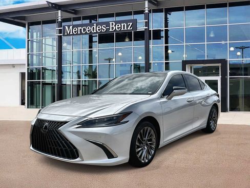 Used 2024 Lexus ES 350 Ultra Luxury w/ Accessory Package (Z2) FWD image 1